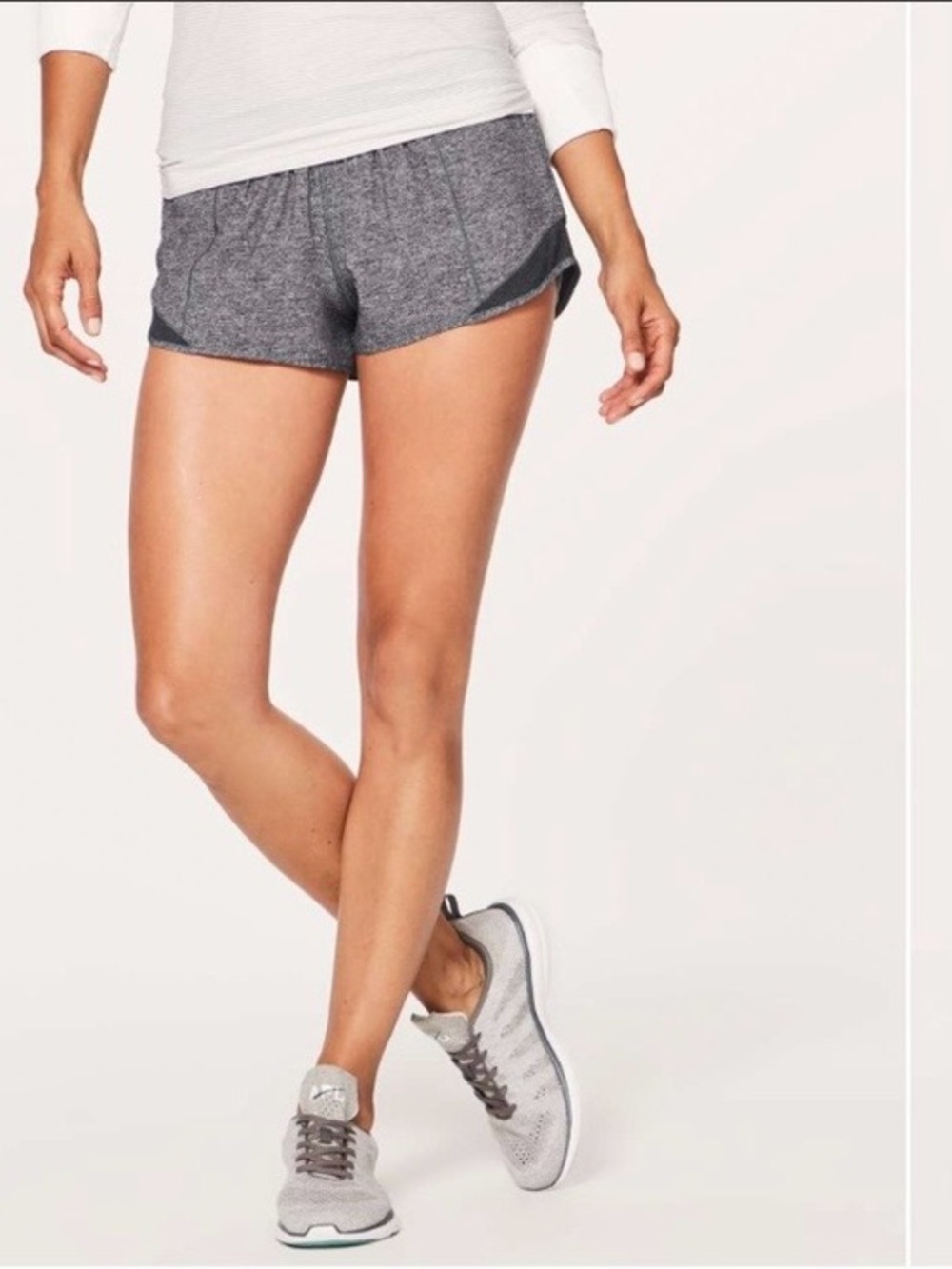 Lululemon Hotty Hot Short II 2.5" Heather Lux Multi Black 4